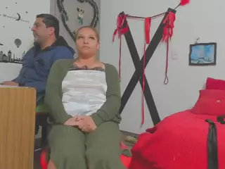 Hotandfierylatinos2024's Live Sex Cam Show