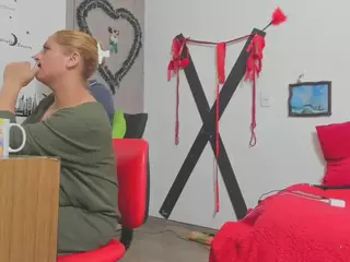 Hotandfierylatinos2024's Live Sex Cam Show