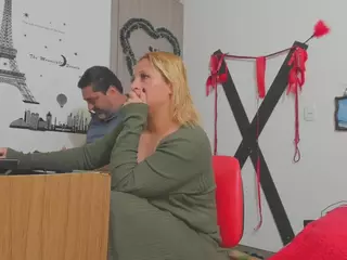Hotandfierylatinos2024's Live Sex Cam Show