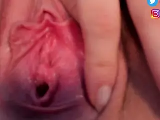 gabi-bunny's Live Sex Cam Show