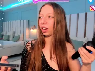 gabi-bunny's Live Sex Cam Show