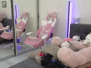 Jenie-Fire's Live Sex Cam Show