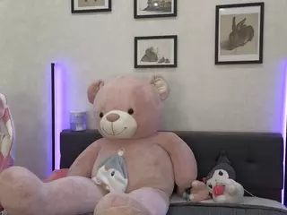 Jenie-Fire's Live Sex Cam Show