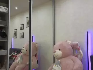 Jenie-Fire's Live Sex Cam Show