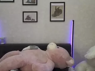 Jenie-Fire's Live Sex Cam Show