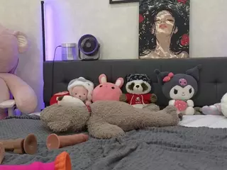 Jenie-Fire's Live Sex Cam Show
