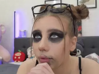 Jenie-Fire's Live Sex Cam Show