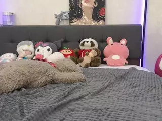 Jenie-Fire's Live Sex Cam Show