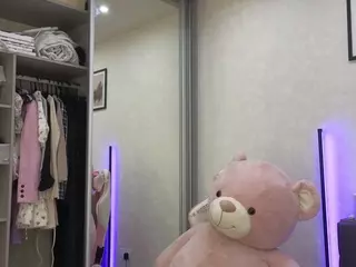 Jenie-Fire's Live Sex Cam Show