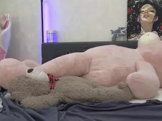 Jenie-Fire's Live Sex Cam Show
