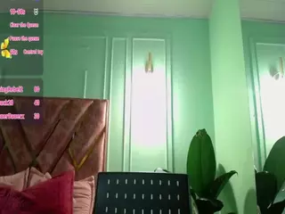 LAYNABIGBOOBS's Live Sex Cam Show