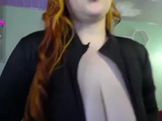 LaynaFuckBoobs's Live Sex Cam Show