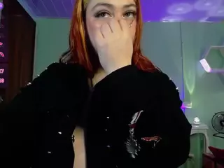 LaynaFuckBoobs's Live Sex Cam Show