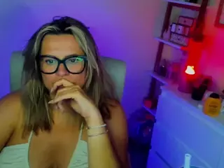 DianaGoddess87's Live Sex Cam Show