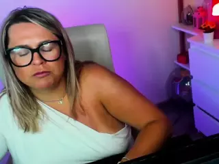 DianaGoddess87's Live Sex Cam Show