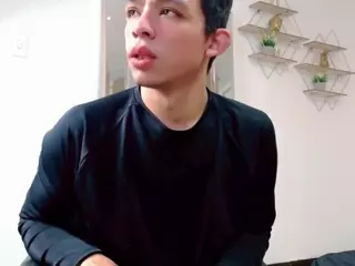 leo-andmilly's Live Sex Cam Show