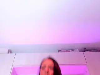 AlicePipper's Live Sex Cam Show