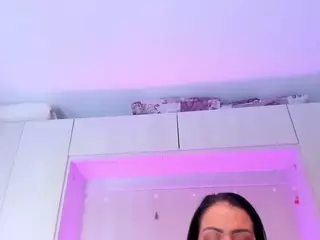 AlicePipper's Live Sex Cam Show