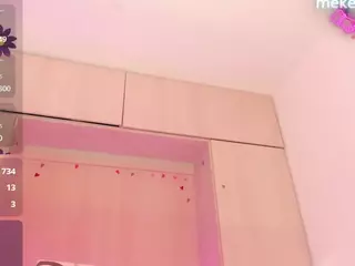 AlicePipper's Live Sex Cam Show