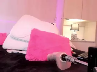 AlicePipper's Live Sex Cam Show