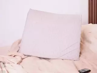 Annie Roberts's Live Sex Cam Show