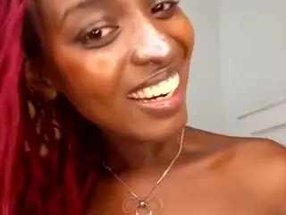 SEXXY's Live Sex Cam Show