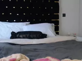 DominantEbony's Live Sex Cam Show