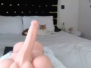 DominantEbony's Live Sex Cam Show