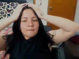 jullymessyy's Live Sex Cam Show