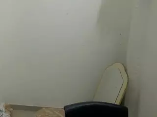 jullymessyy's Live Sex Cam Show