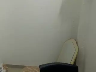 jullymessyy's Live Sex Cam Show