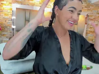 Ximena-Case's Live Sex Cam Show