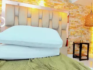 Ximena-Case's Live Sex Cam Show