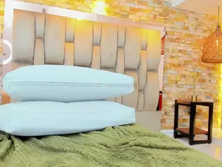 Ximena-Case's Live Sex Cam Show