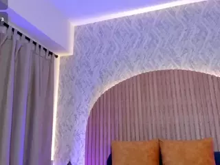 Kendall-Silver's Live Sex Cam Show