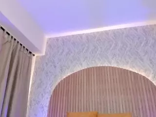 Kendall-Silver's Live Sex Cam Show