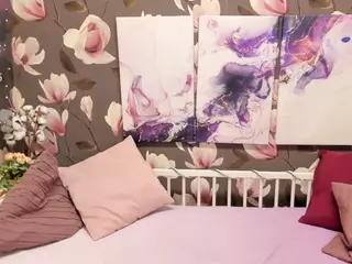 MelanieGrand's Live Sex Cam Show