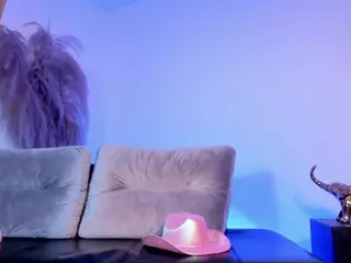Scarlet's Live Sex Cam Show