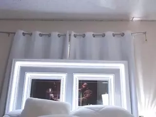 adafontaine18's Live Sex Cam Show
