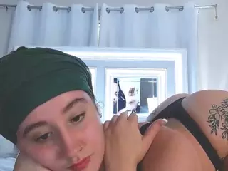adafontaine18's Live Sex Cam Show