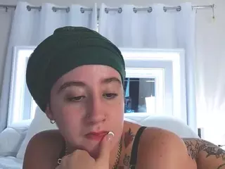 adafontaine18's Live Sex Cam Show