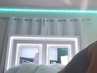 adafontaine18's Live Sex Cam Show