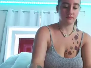 adafontaine18's Live Sex Cam Show