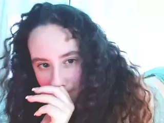 adafontaine18's Live Sex Cam Show