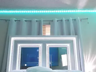 adafontaine18's Live Sex Cam Show