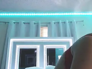 adafontaine18's Live Sex Cam Show