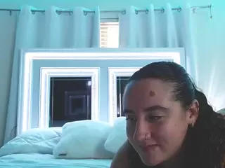 adafontaine18's Live Sex Cam Show