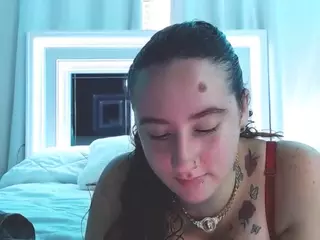 adafontaine18's Live Sex Cam Show