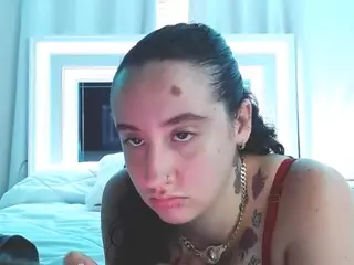 adafontaine18's Live Sex Cam Show