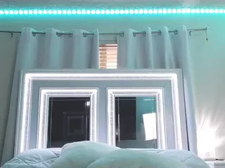 adafontaine18's Live Sex Cam Show